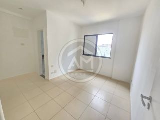 Excelente apê no Via Farol