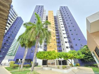 Excelente apê no Via Farol