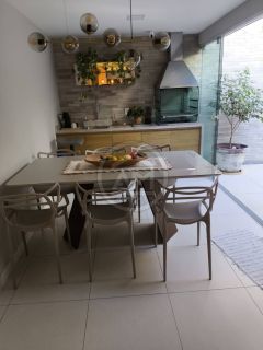 Excelente casa à venda no Orlando Dantas