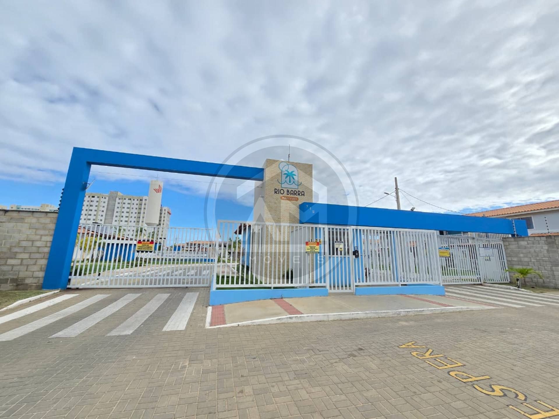 APÊ NO CONDOMÍNIO RIO BARRA