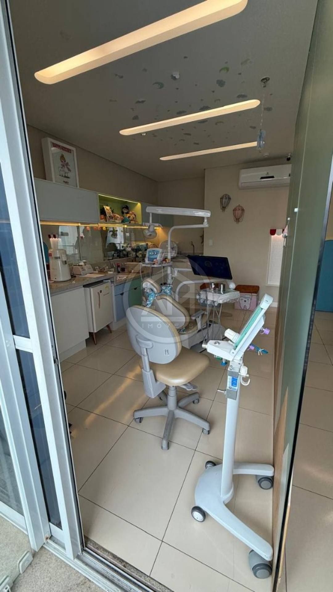 SALA NO CONDOMÍNIO HORIZONTE JARDINS À VENDA