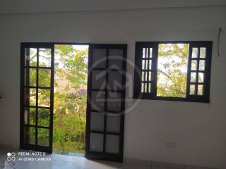 EXCELENTE CASA NO BAIRRO SANTA CECÍLIA