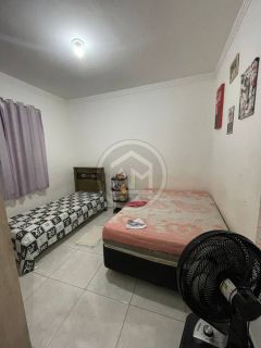 EXCELENTE CASA NO BAIRRO SANTA CECÍLIA