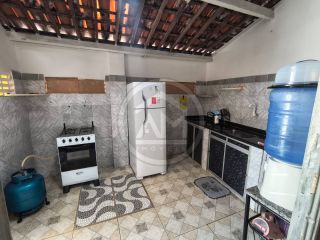 EXCELENTE CASA DE ESQUINA NO CENTRO À VENDA