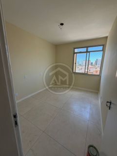 APÊ REFORMADO NO EDIFÍCIO LOUVRE