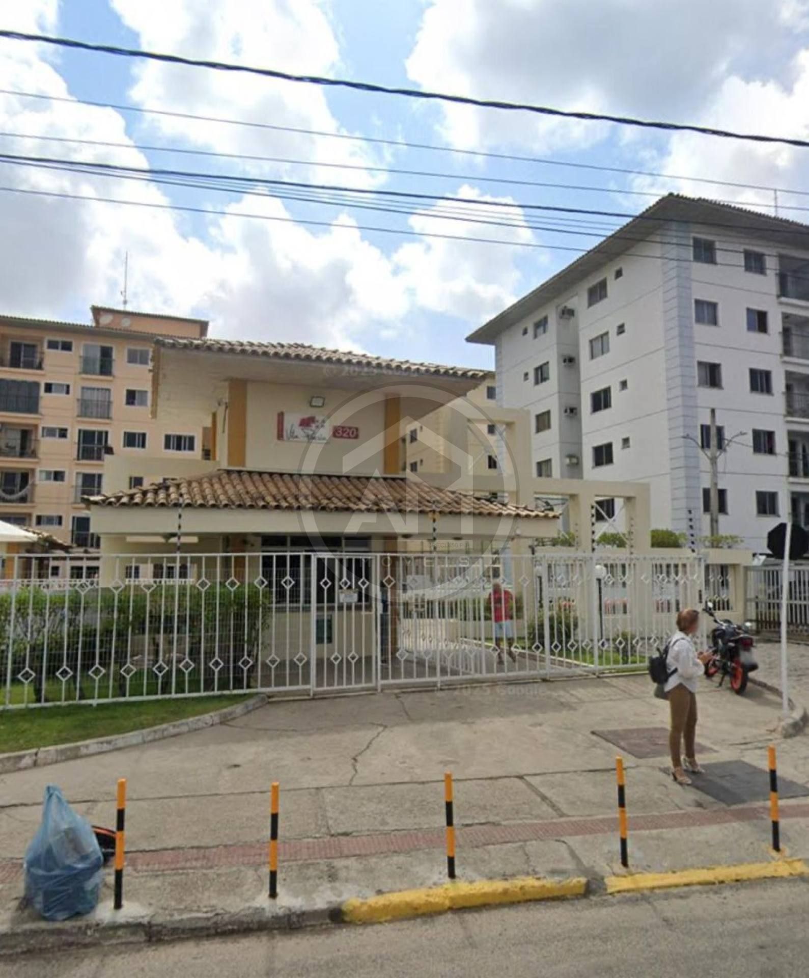 CONDOMÍNIO VILA POESIA