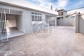 EXCELENTE CASA DE ESQUINA NO JABOTIANA