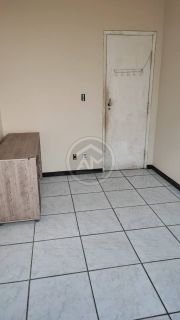 EXCELENTE CASA DE ESQUINA NO JABOTIANA