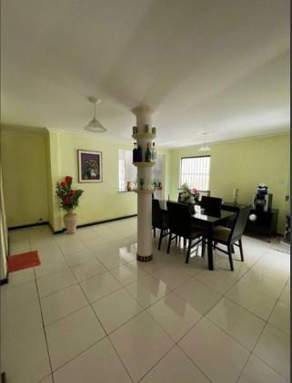 Casa de 2 pavimentos – Bairro Orlando Dantas