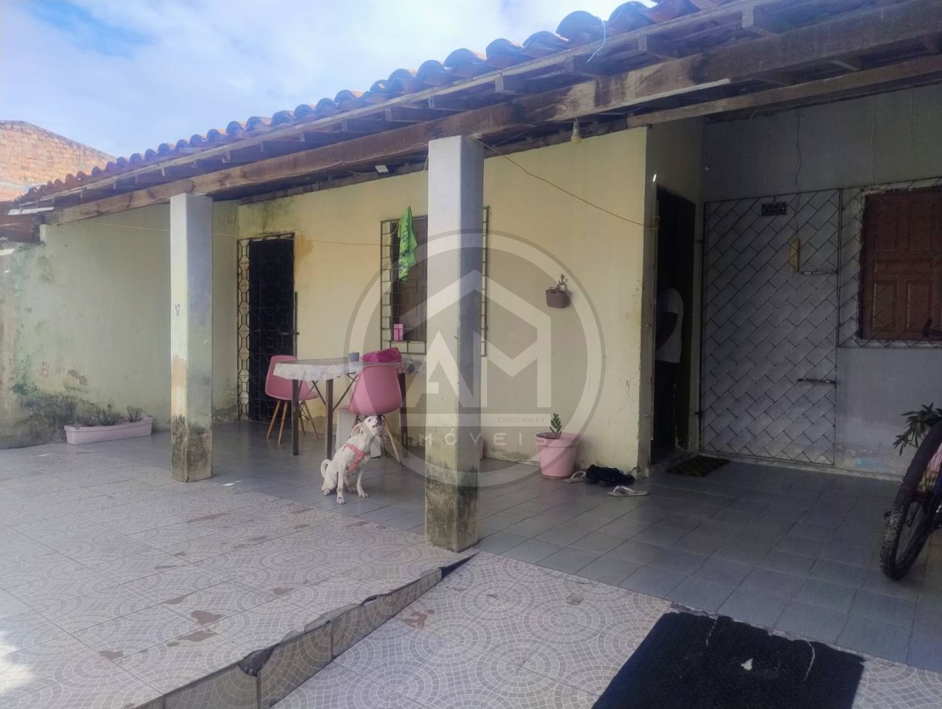 CASA NO MARCOS FRERE II