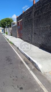 Terreno com Grande Potencial no Lot. Costa Verde