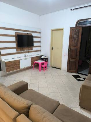 3 CASAS EM UM ÚNICO IMÓVEL – EXCELENTE OPORTUNIDADE