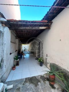 EXCELENTE CASA NO BAIRRO ATALAIA