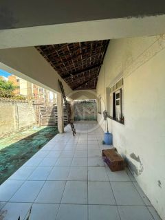 EXCELENTE CASA NO BAIRRO ATALAIA