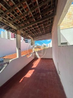 EXCELENTE CASA NO BAIRRO ATALAIA