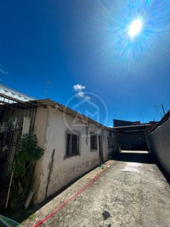 EXCELENTE CASA À VENDA NA COROA DO MEIO