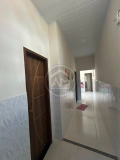 EXCELENTE CASA À VENDA NA COROA DO MEIO