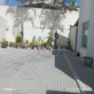 CASA - COND. MARIA DE LOURDES