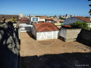 Casa à Venda com 2 Quartos no Bairro América – Aracaju/SE
