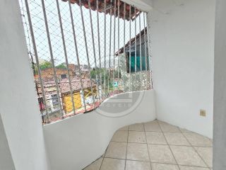 CASA Á VENDA - CIDADE NOVA