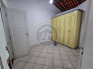 CASA Á VENDA - CIDADE NOVA
