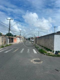 TERRENO À VENDA - COROA DO MEIO