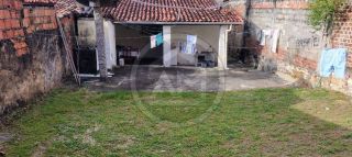 EXCELENTE CASA À VENDA – SOMENTE À VISTA