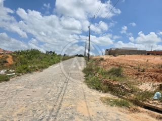 LOTE NO PORTO POXIM
