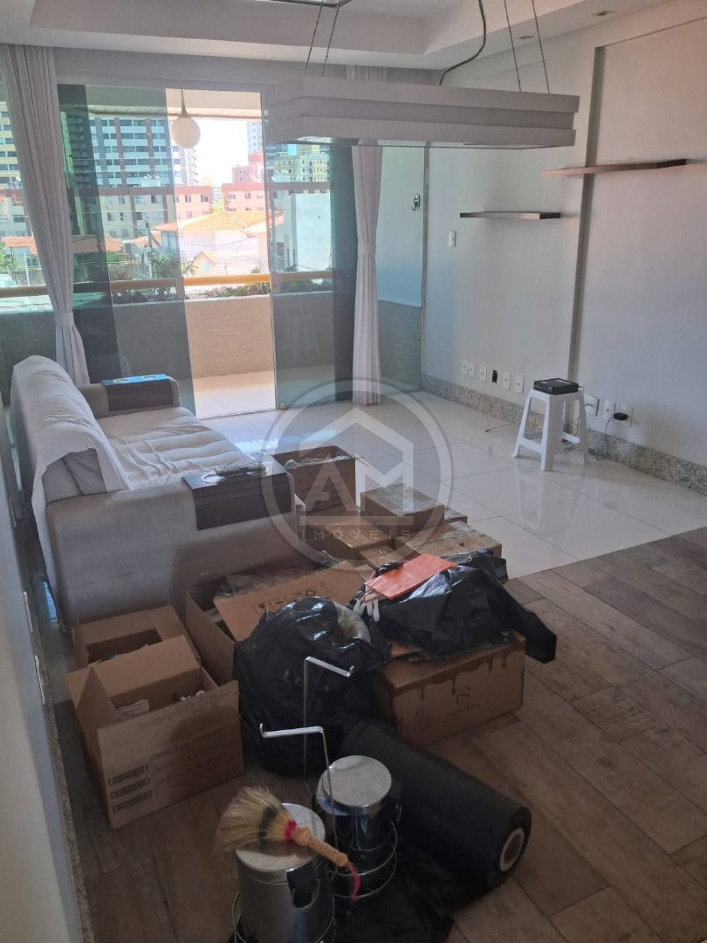 APARTAMENTO À VENDA – EDIFÍCIO ALFREDO GENTIL | SUÍSSA