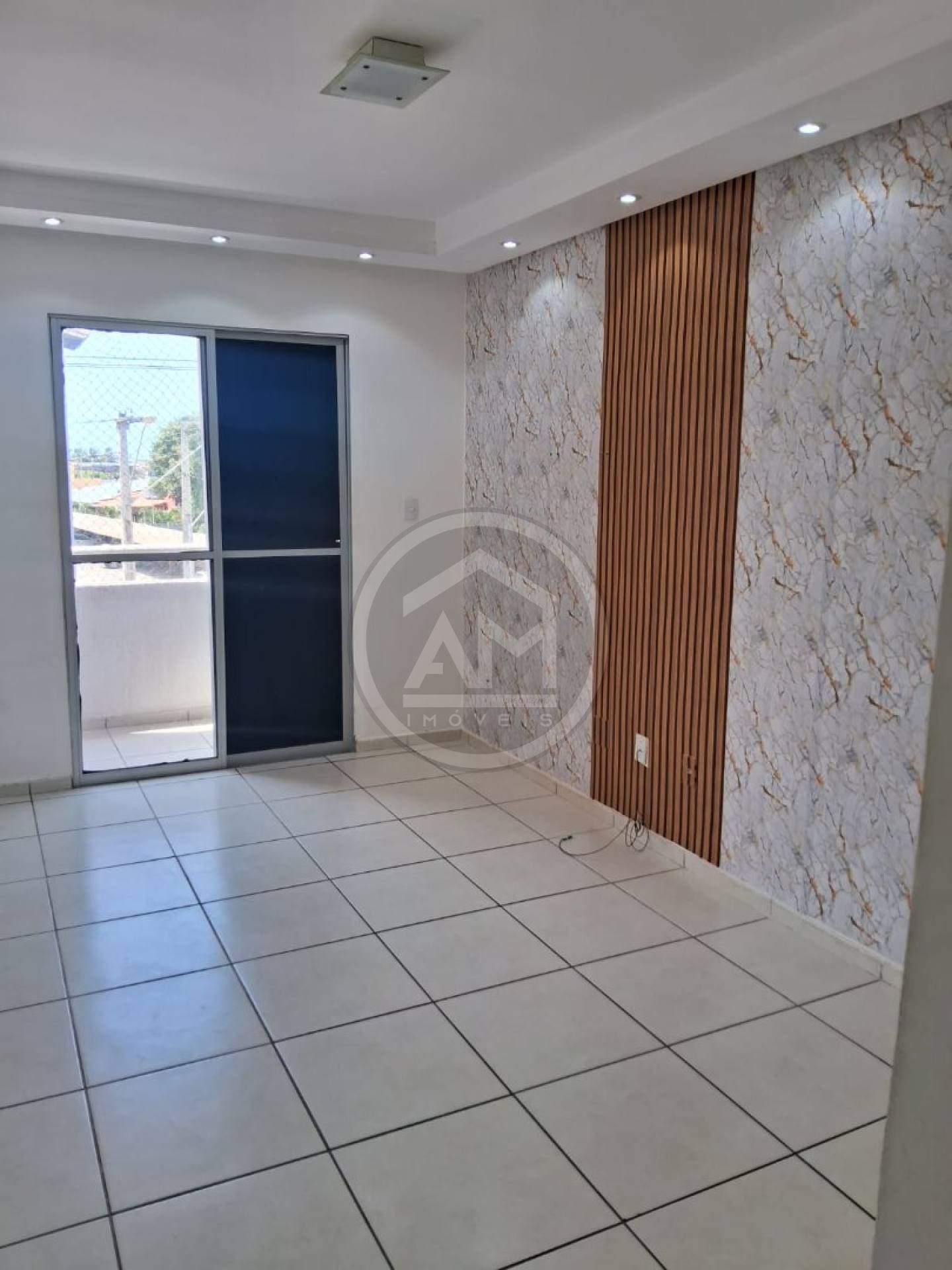 APARTAMENTO À VENDA – CONDOMÍNIO BARRA CLUBE