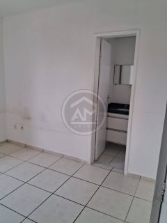 APARTAMENTO À VENDA – CONDOMÍNIO BARRA CLUBE
