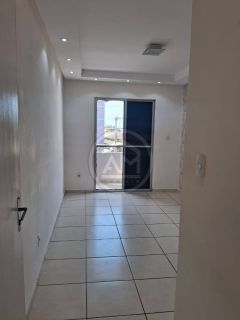APARTAMENTO À VENDA – CONDOMÍNIO BARRA CLUBE