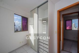 Vendo excelente apto na Madalena- 3 Quartos