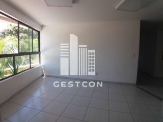 Vendo excelente apto na Madalena- 3 Quartos