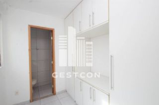 Vendo excelente apto na Madalena- 3 Quartos