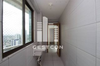 Vendo excelente apto na Madalena- 3 Quartos