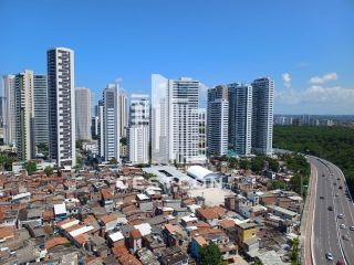 Vendo apto Boa Viagem - 3 Quartos sendo 1 Suíte-