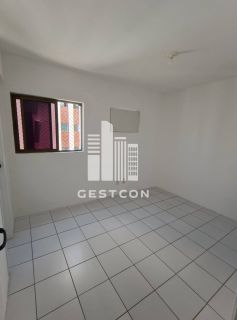 Apartamento com aproximadamente 115m2, 3 Quartos sendo 2 Suítes, 2 Vagas de Garagem!