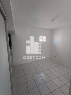 Apartamento com aproximadamente 115m2, 3 Quartos sendo 2 Suítes, 2 Vagas de Garagem!