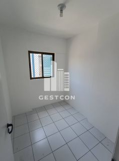 Apartamento com aproximadamente 115m2, 3 Quartos sendo 2 Suítes, 2 Vagas de Garagem!