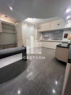 Sala Comercial com armários fixos, 1 Vaga de Garagem!