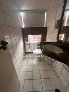 Sala Comercial com armários fixos, 1 Vaga de Garagem!