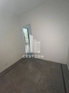 Sala Comercial com armários fixos, 1 Vaga de Garagem!