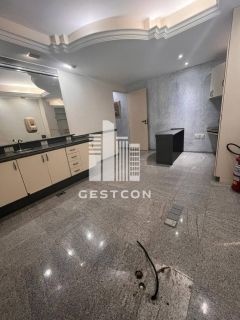 Sala Comercial com armários fixos, 1 Vaga de Garagem!