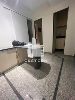 Sala Comercial com armários fixos, 1 Vaga de Garagem!