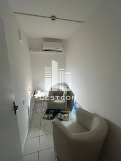 Sala Comercial MOBILIADA, com excelente localização!