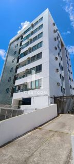 Apartamento com 2 Quartos sendo 1 Suíte, closet, varanda com churrasqueira, 1 vaga!