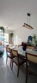 Apartamento com 2 Quartos sendo 1 Suíte, closet, varanda com churrasqueira, 1 vaga!