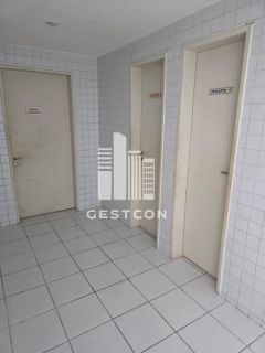 Apartamento com 55m², Varanda, 2 Quartos sendo 1 Suíte, 1 Vaga! (Lagoa do Araçá)