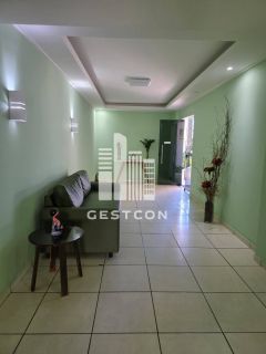 Apartamento com 55m², Varanda, 2 Quartos sendo 1 Suíte, 1 Vaga! (Lagoa do Araçá)